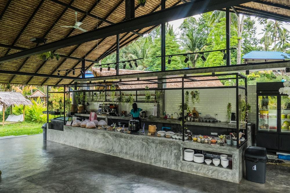 Wonderland Healing Center Hotel Ko Pha Ngan Buitenkant foto