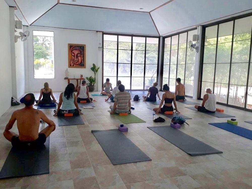 Wonderland Healing Center Hotel Ko Pha Ngan Buitenkant foto