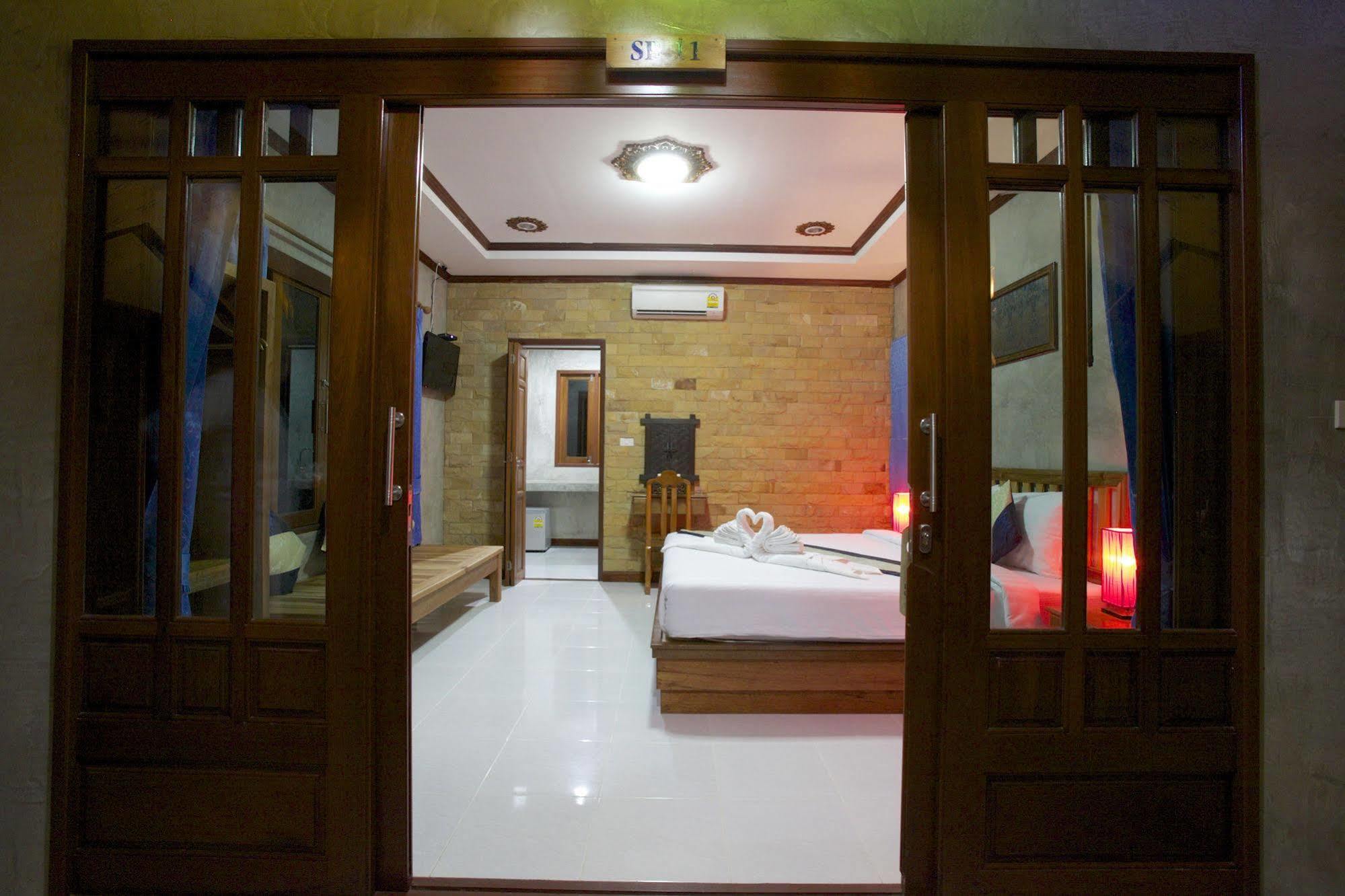 Wonderland Healing Center Hotel Ko Pha Ngan Buitenkant foto